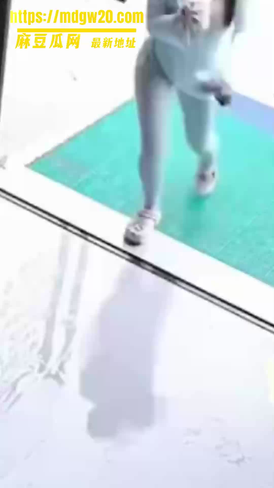 抖音加拿大网红 软软星 逼商家免费广告遭拒后报复网暴 历史黑料被冤种程序员曝光 | 麻豆瓜网｜麻豆传媒旗下的免费成人吃瓜黑料网
