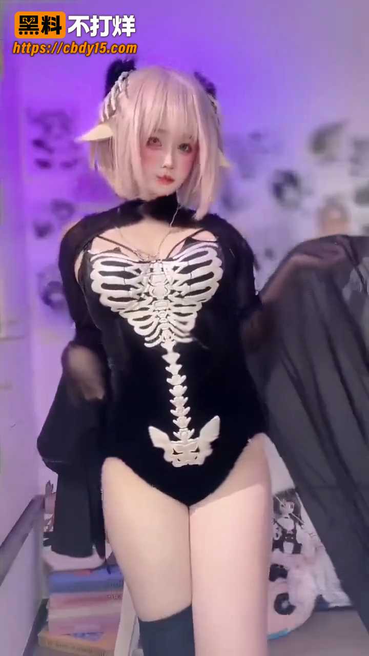 抖音COS博主 小扑通 1