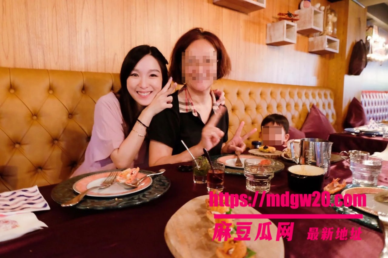 台湾主播 张宇 离婚3年曝出沙发艳照 与前夫撕逼13次 闹上法庭炸翻娱乐圈！