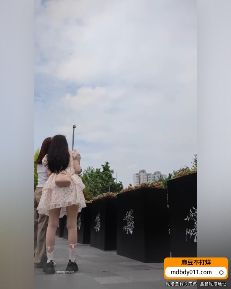 大爷偷拍 (6)