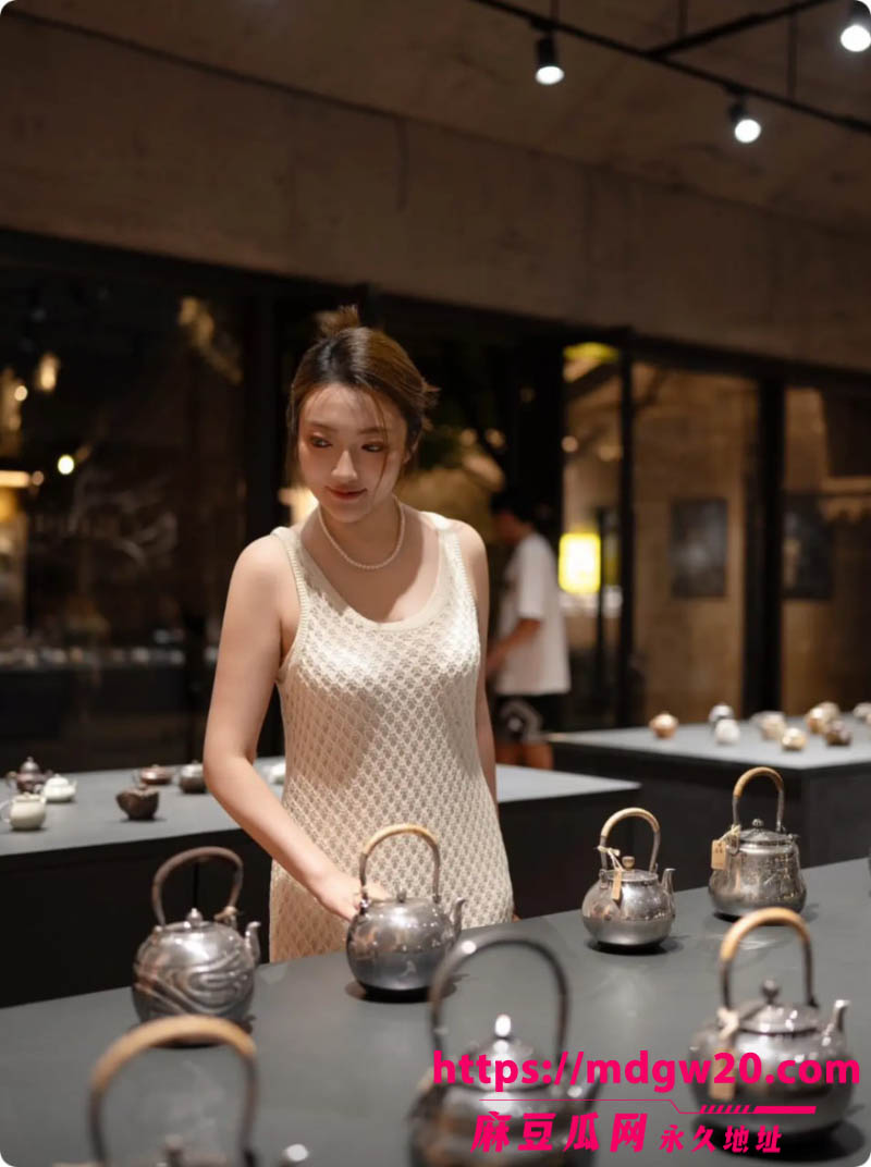 山西大同抖音网红 丸子玥 被曝插足刘航汝的婚姻 逼正妻刘海艺打胎退钱