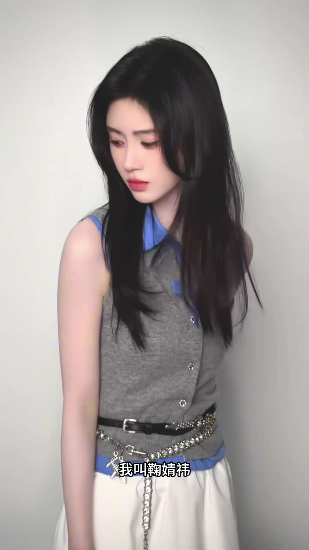 婧祎办公室自拍被抓包？AI魔改小骚货被老板堵门后入狂操，本人原声配音直接流出