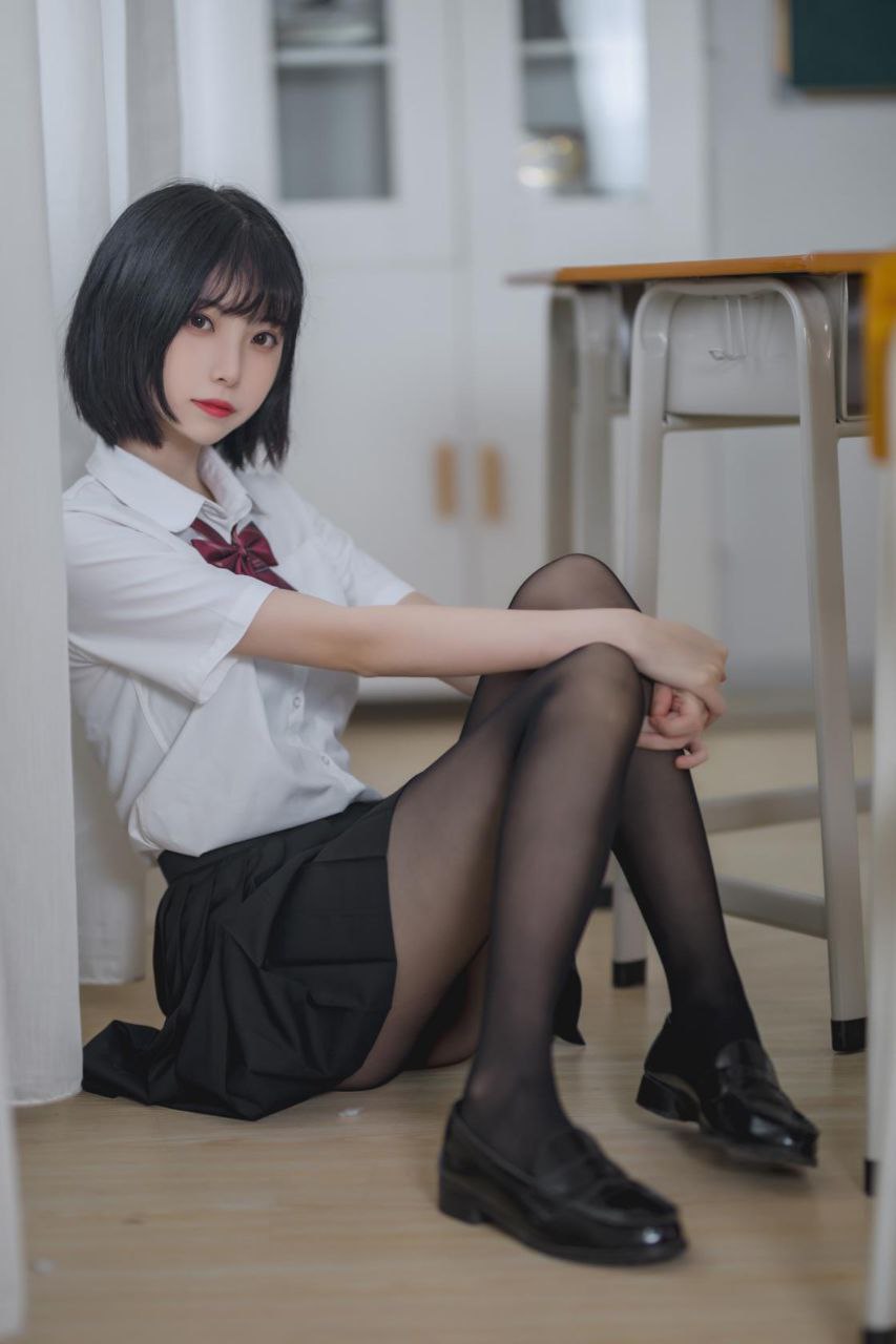 Poster para sa 编号：004