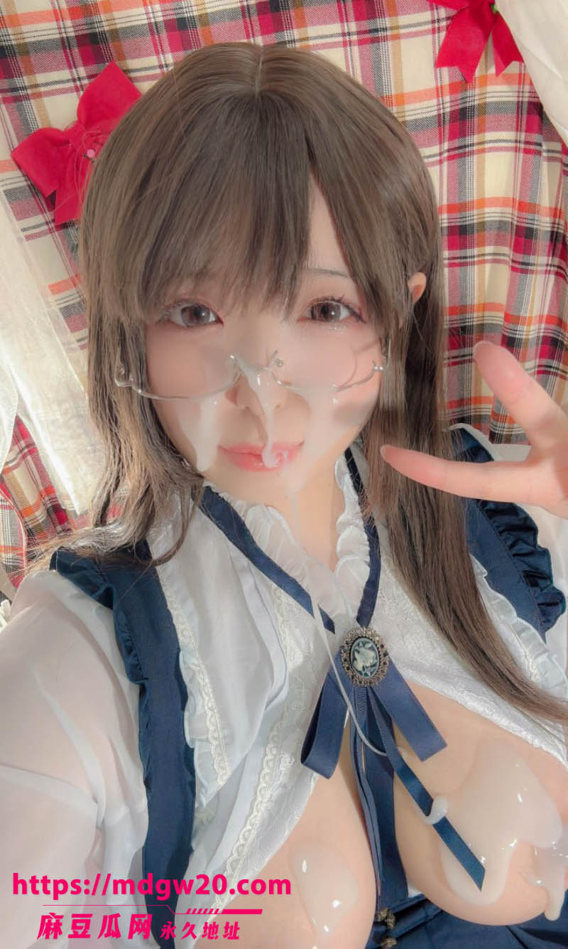 日本极品巨乳福利姬 riorio0701 最新自慰福利 内裤勒穴浓毛喷水