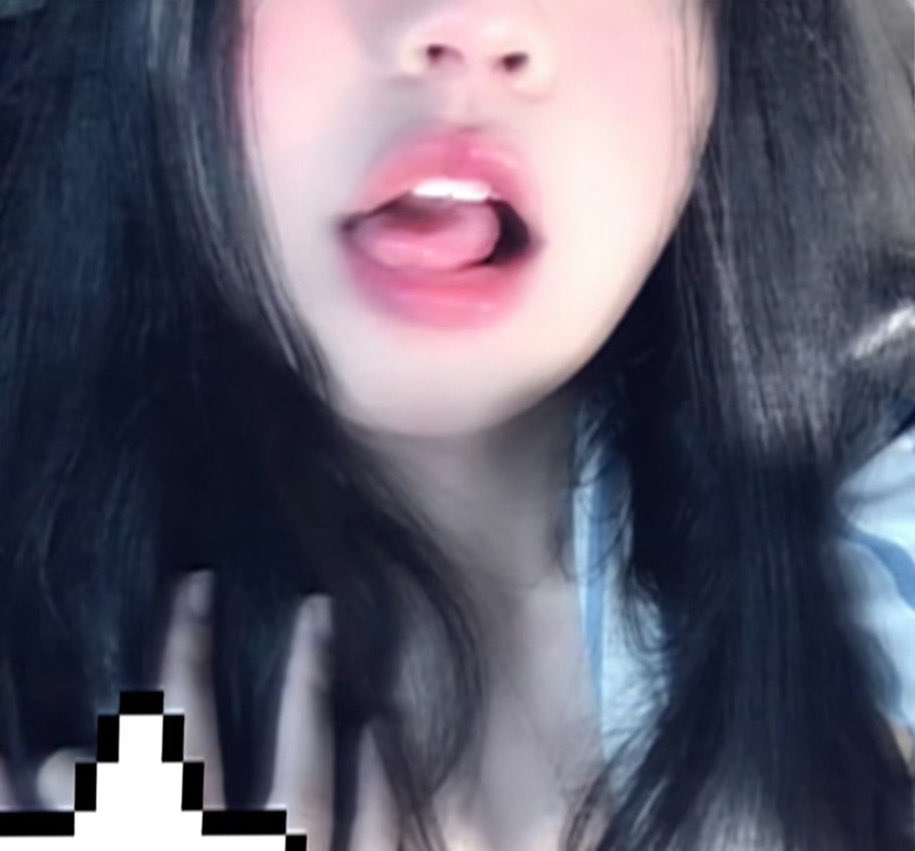 呜呜有没有gl上线搭子让我打发打发时间哦😯