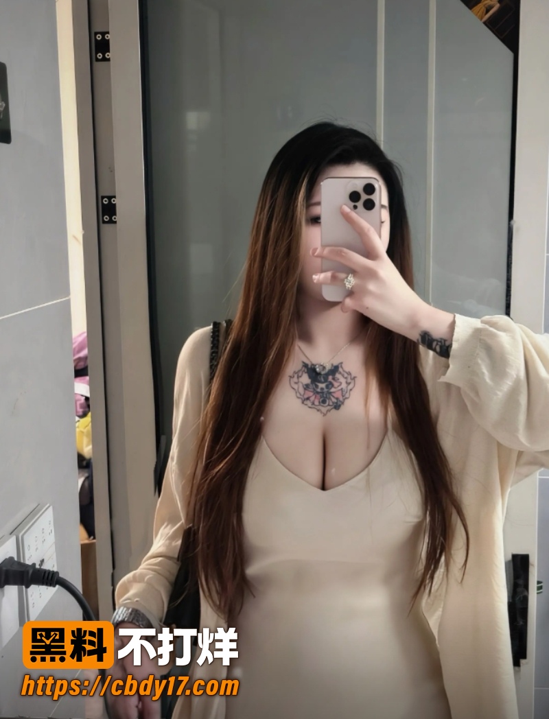 抖音巨乳女神尔尔 1