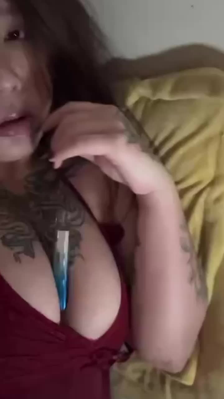 独家爆料 抖音网红 麻辣手抓饼 私人定制揉奶福利 纹身巨乳超软弹-黑料网