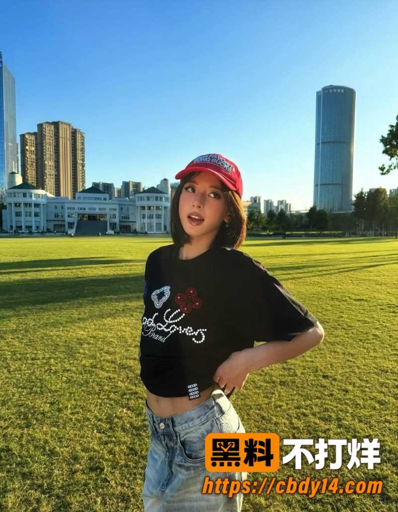 抖音极致反差博主ray 3