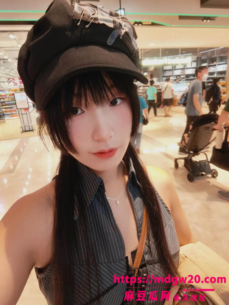 推特高颜值巨乳网黄 雪狐 最新福利 cos琳奈露脸口爆骑乘啪啪 白浆直流浪叫不止