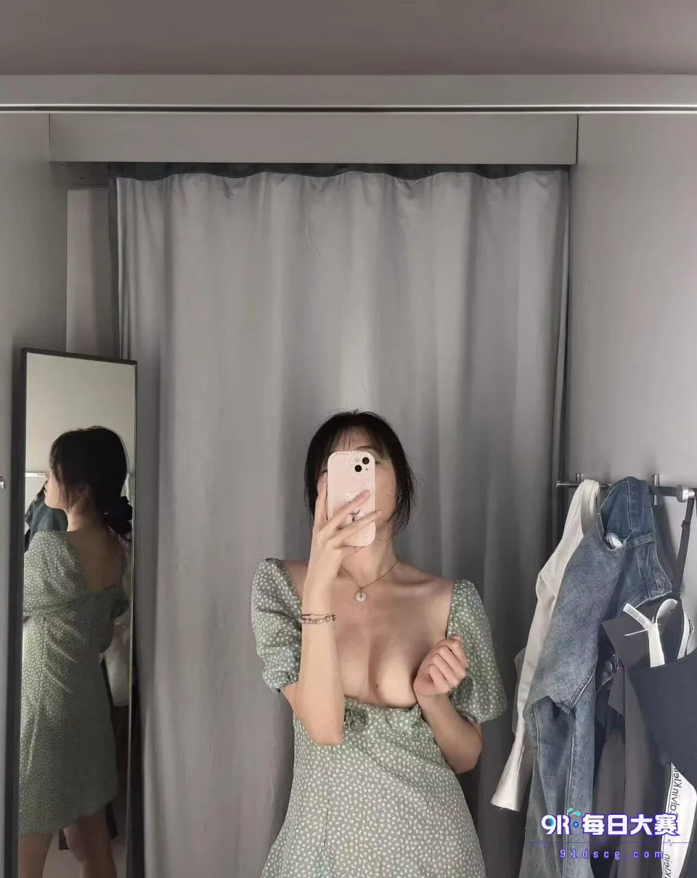 Post content image