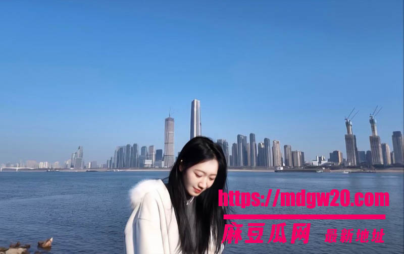 郑州大学文学院反差婊 许安然不雅视频合集流出 清纯女大的淫乱日常