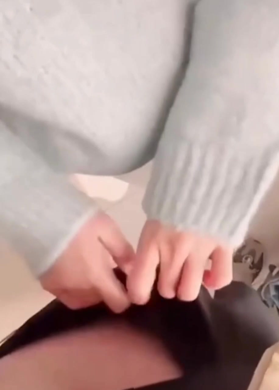 佳木斯新玛特迪桑特女销售刘佳做爱视频流出，试衣间秒变炮房，男友激情拍摄记录