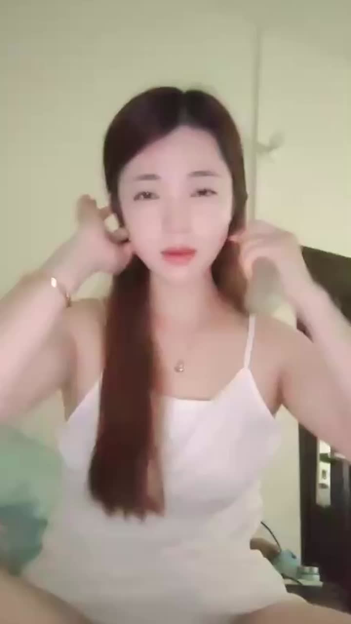 独家曝光 清远已婚少妇 吴慧桃 频繁出轨患有性瘾 自慰合集与多情人性爱视频全网曝光-黑料网