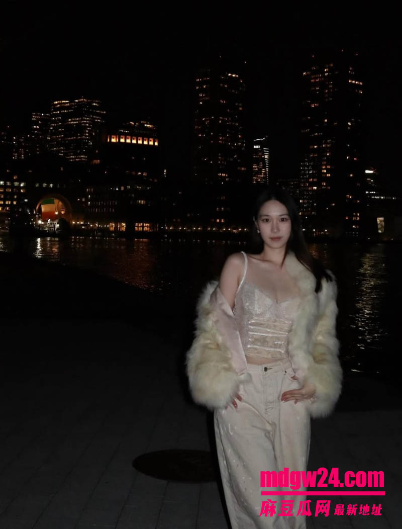 极品高颜值反差婊 28岁人事部经理希妍 为了升职加薪与公司的高管约炮