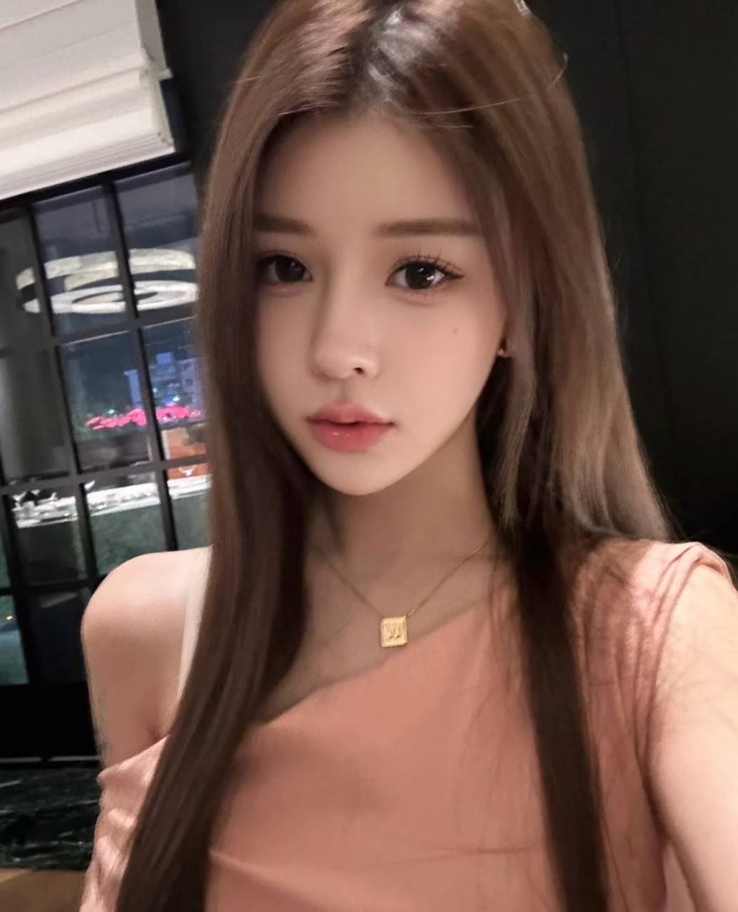 在校妹妹逼紧嫩出水 先做后付