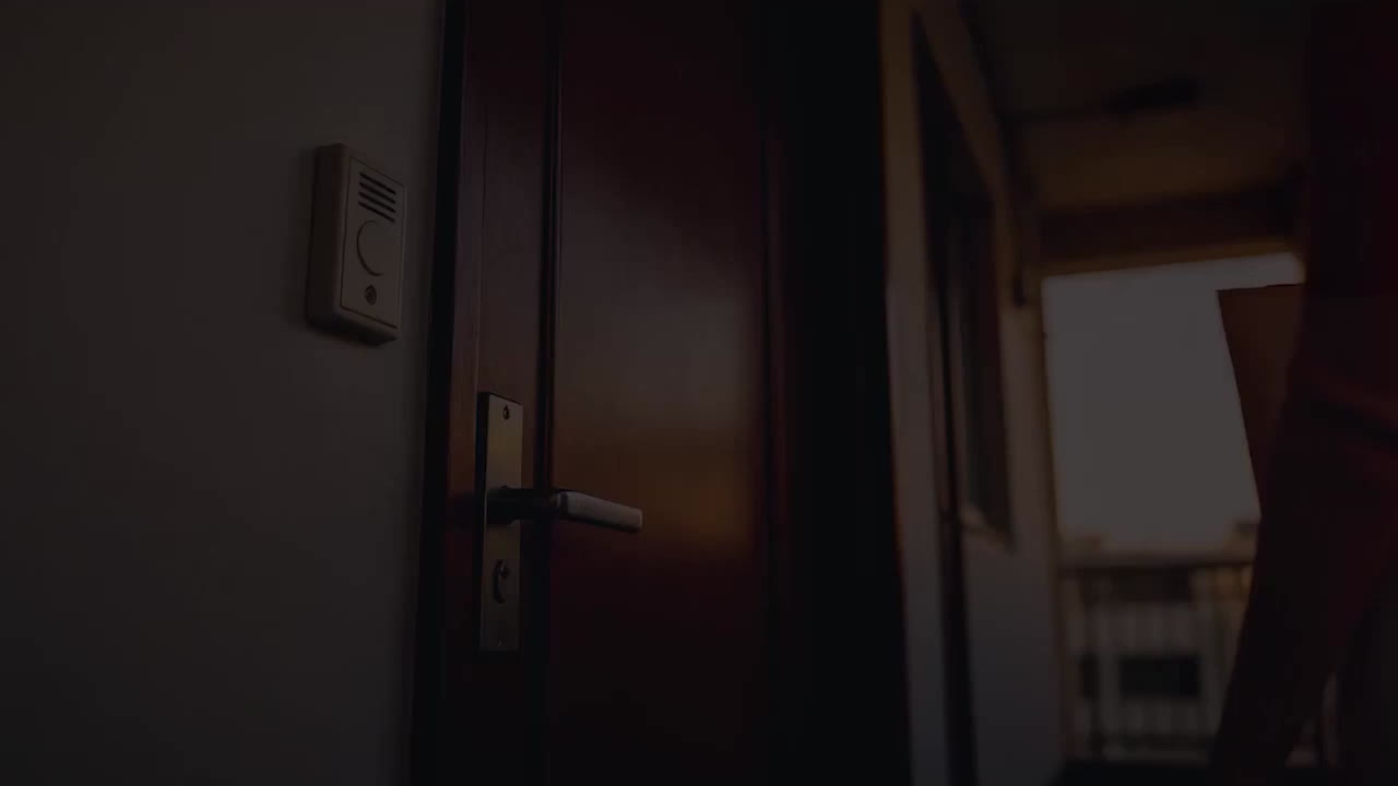 AI成人短剧《少妇白洁》第5-6集更新 人妻女教师被下药后被迫献身 哭着质问浑身发软！-黑料网