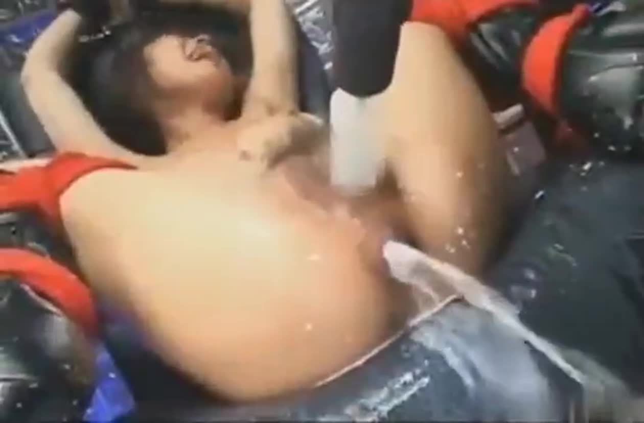 这也太牛逼了直接喷啊 포스터