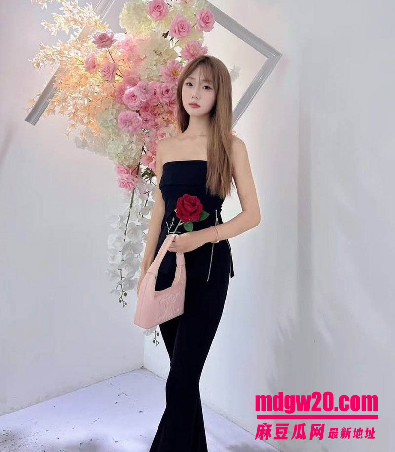 上海极品名媛宋听雪不雅视频流出 被金主高价包养 身穿女仆情趣装做爱性感撩人