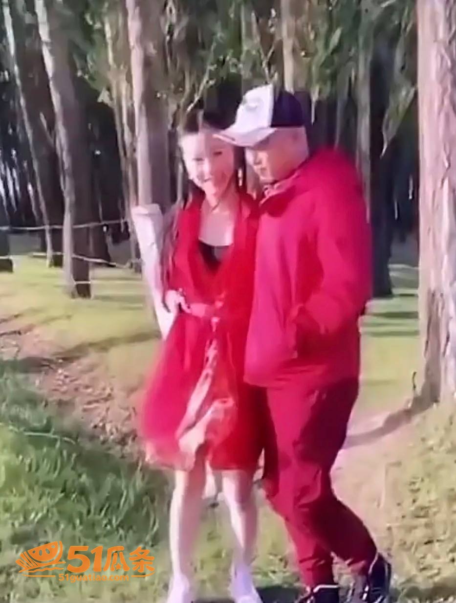 丁老五 睡女徒弟包养相关图片40