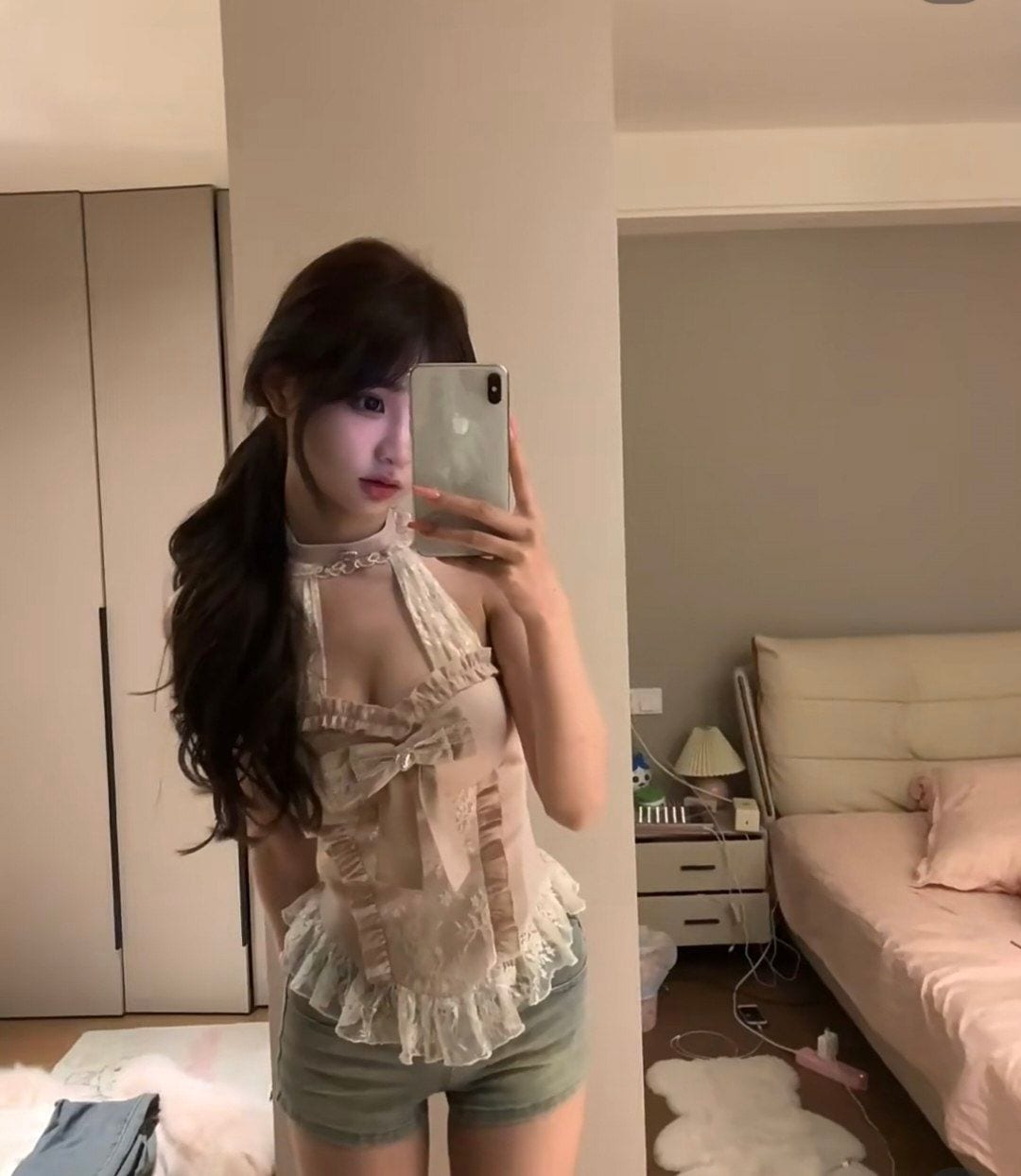 粉鮑少女巨乳尤物做完付 有公寓