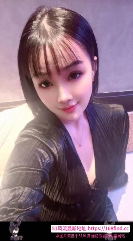 气质高挑服务系小姐姐