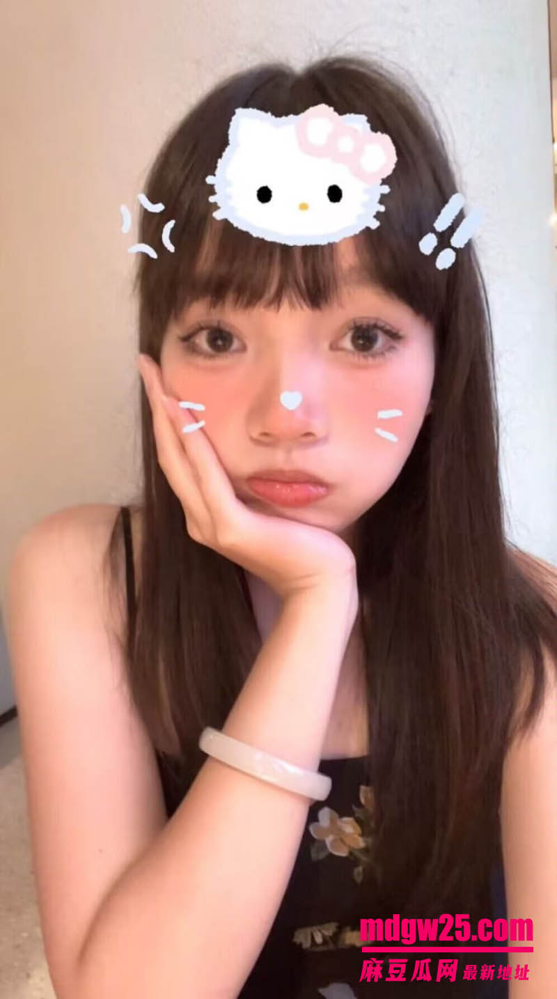中南大学文学院 清纯学姐李欣的性爱记录 被男友按着猛干到哭着求饶