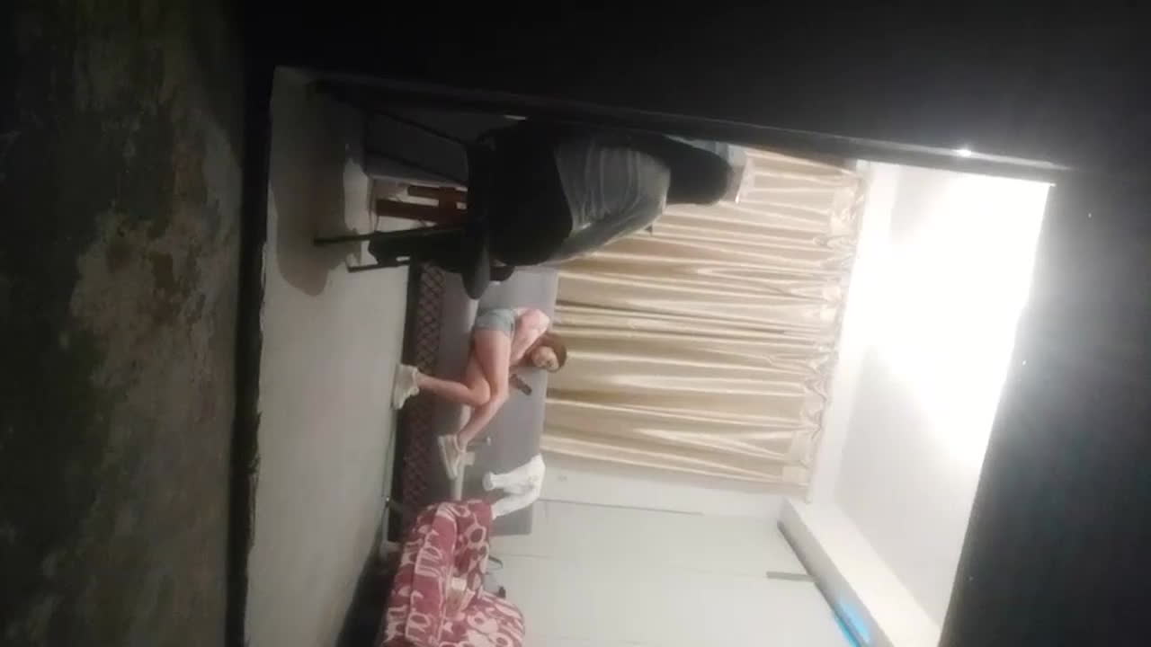 扫街探店 城中村夜场按摩店骚少妇 主动掰开肥唇露粉穴等插 湿逼一张一合被后入干喷-黑料网