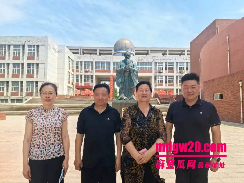 河北任丘一中副校长朱峰私生活混乱 被指与八中男老师发生关系后感染艾滋 导致女老师也被传染