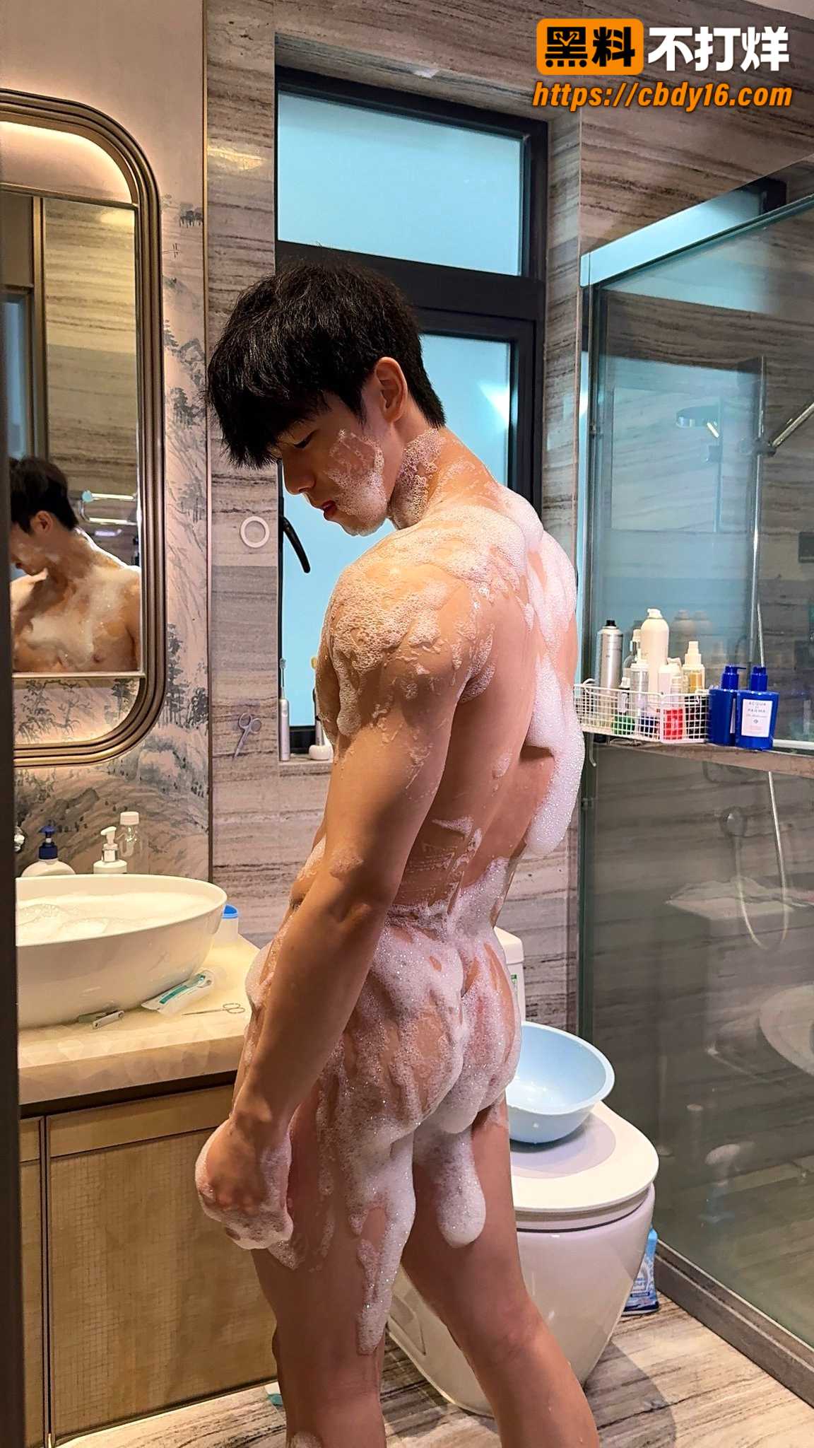 抖音博主阿奇仔打飞机壁纸32