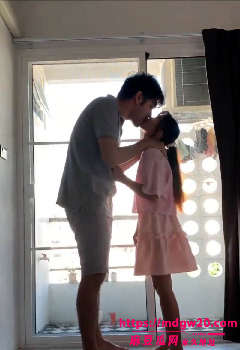 极品美乳福利姬 抖音风开关灯变装裸舞合集 开关灯的瞬间反差感拉满