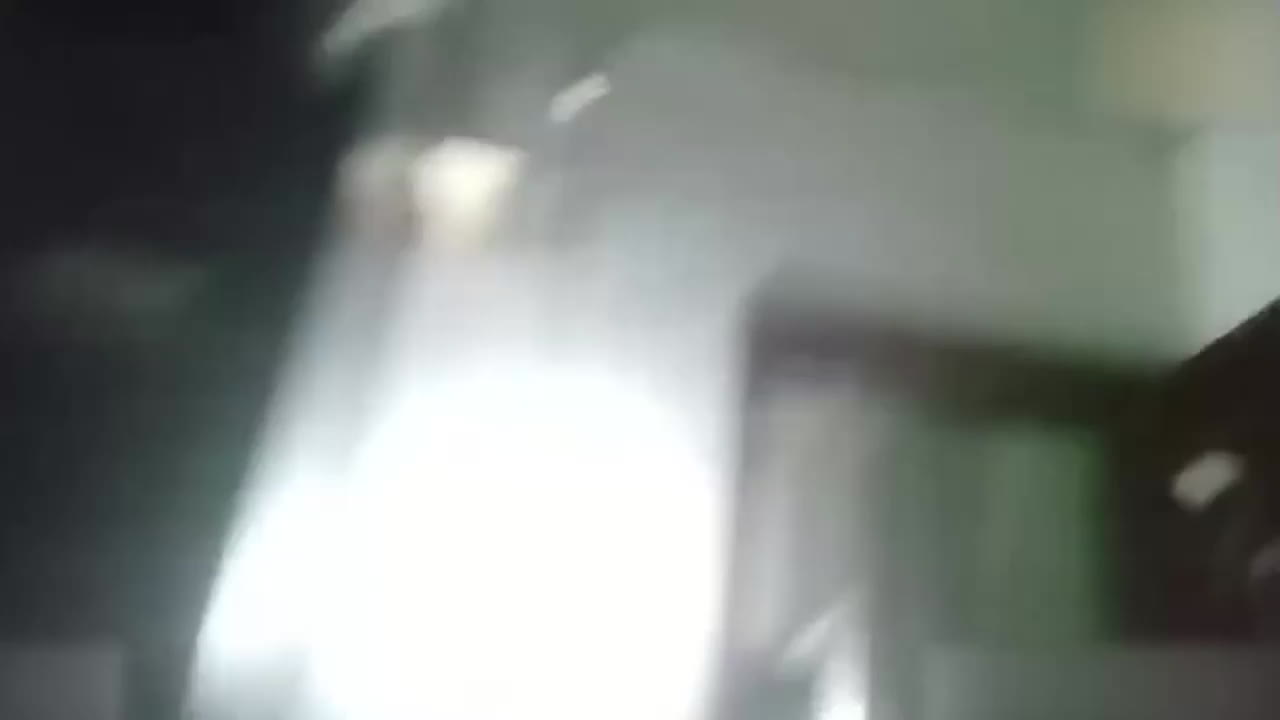 扫街探店 城中村颜值站街女 白虎骚穴被干到崩坏 高潮喷水直到腿软-黑料网