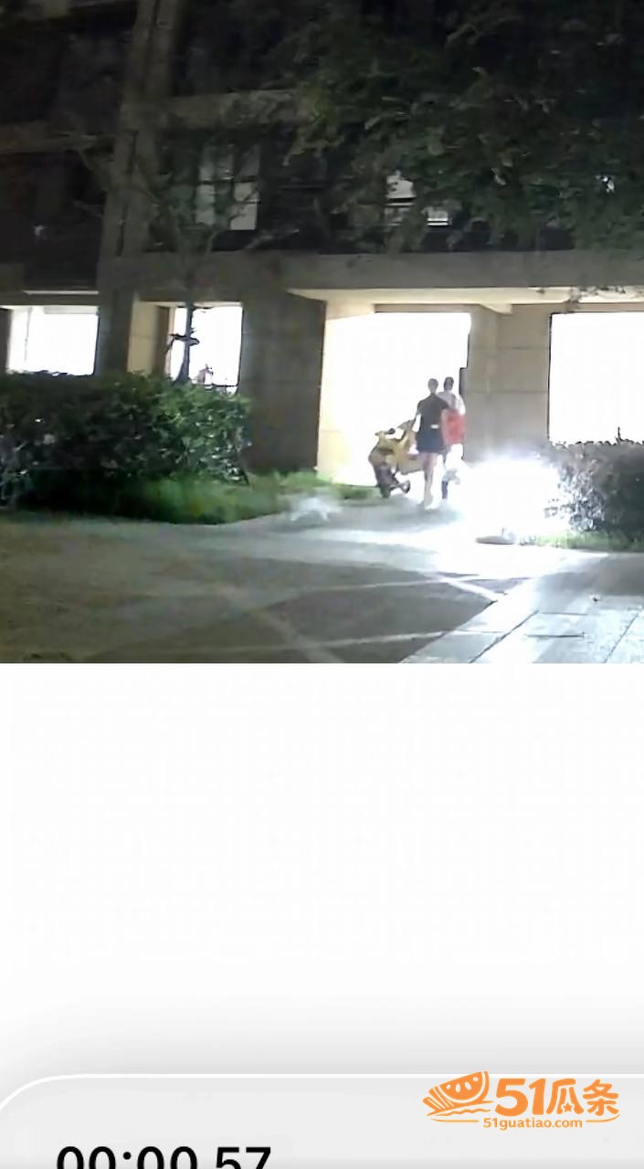 L吹气球 婚内出轨商相关图片32