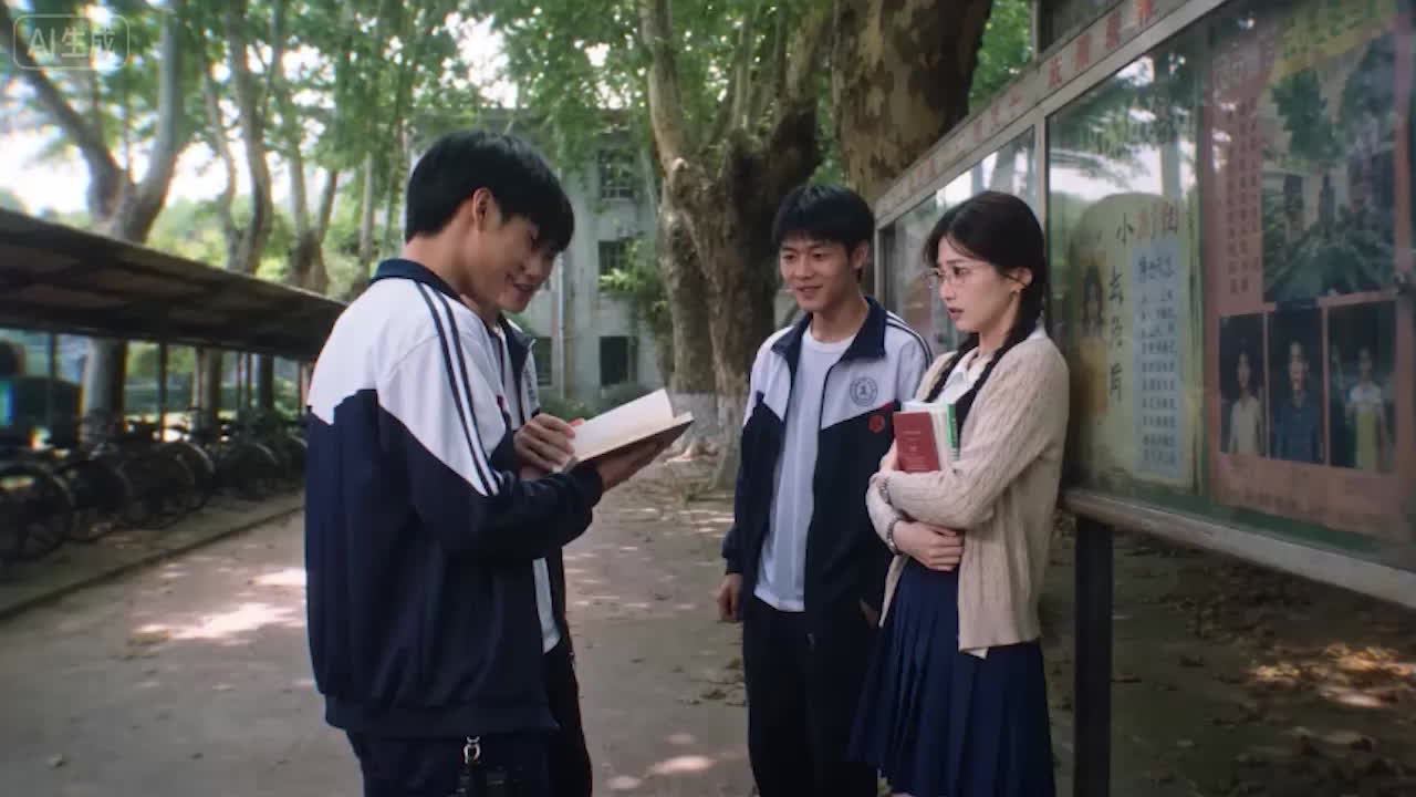 AI成人短剧《高三爱情故事》小怡过去篇完整版 补习老师被叛逆学生用成绩换一夜快乐！-黑料网