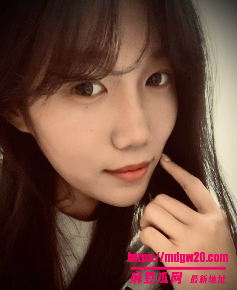 抖音河北清纯女大Boring被金主爸爸包养 酒店约啪调教口交 露脸福利视频合集