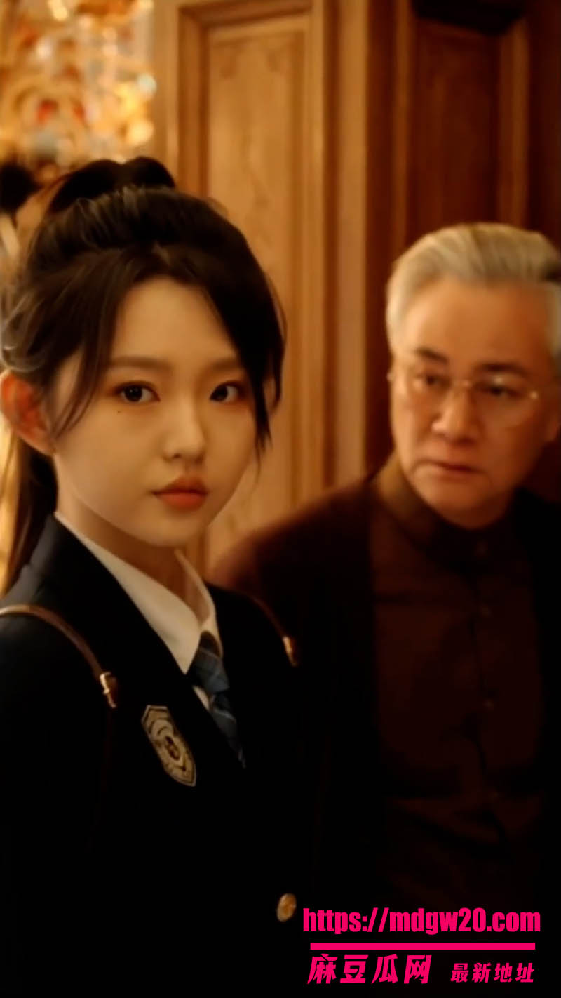AI魔改短剧 18岁太奶奶驾到重整家族荣耀 家庭乱伦成人版 美乳蜜桃臀极品少女性爱旅程