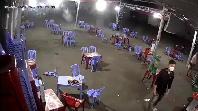 这是谁的部将如此勇猛-他用的是“日本战”么？这么锋利···· のポスター