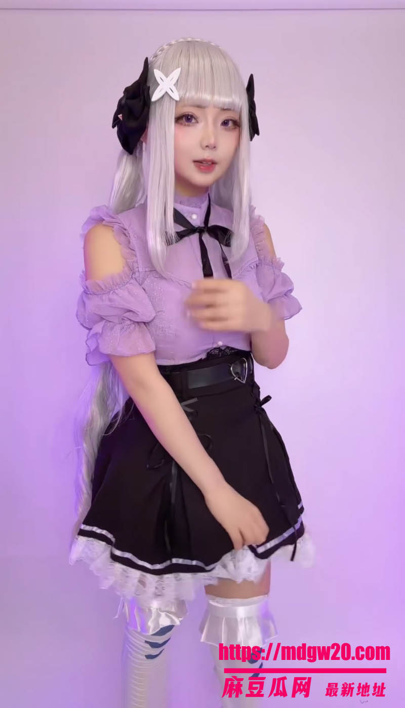 OnlyFans日本二次元福利姬 chuchu付费合集 JK制服少女道具自慰嫩穴肛门