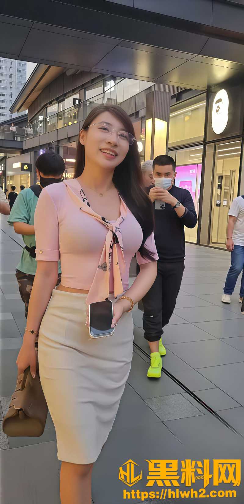 三里屯英语老师不雅视频