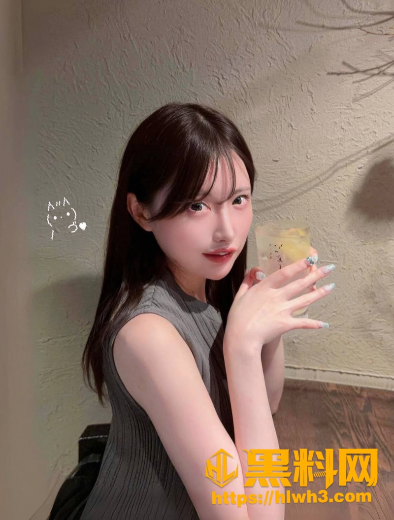 小萌酱网黄身份被扒 4