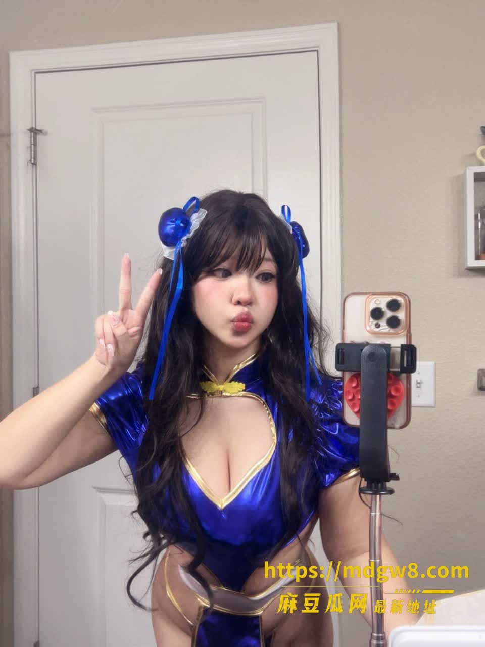 极品巨乳COS福利姬3