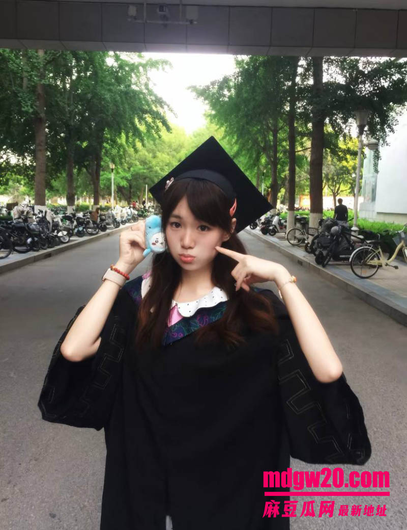 河南师范大学研一新生张萍 背叛山东金主男友被曝光私密视频 巨乳肥臀后入3p