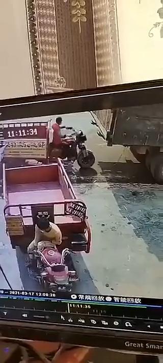 Áp phích cho 这一下，耶稣也留不住他