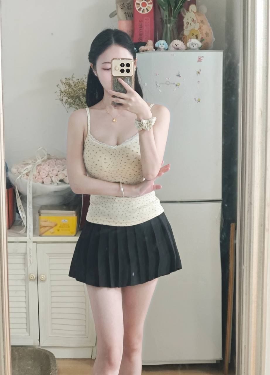 极品白虎瑜伽少妇兼职有公寓