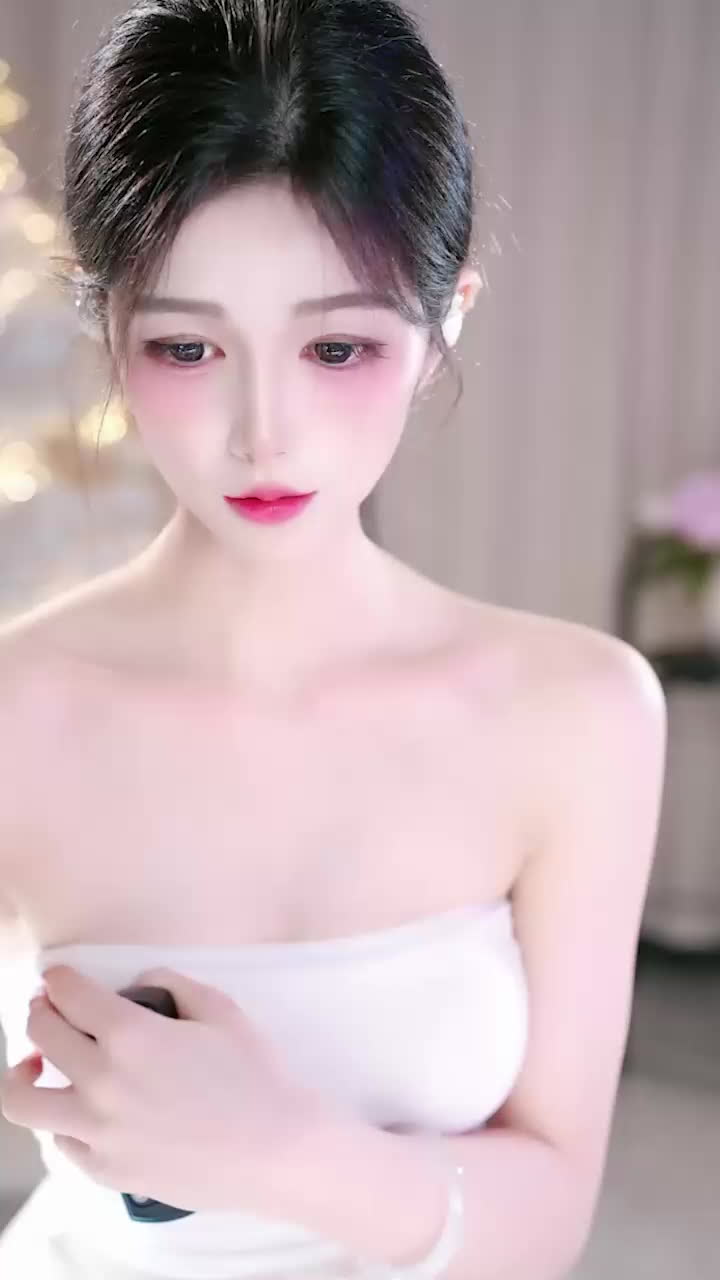来秀直播高颜值网红 呆呆小美 反差甜妹包臀裙诱惑 玉足美腿热舞挑逗-黑料网