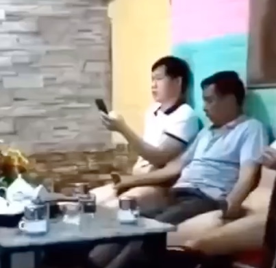 โปสเตอร์สำหรับ 男同狂喜！这个地址在哪里啊，主要是喜欢唱歌?