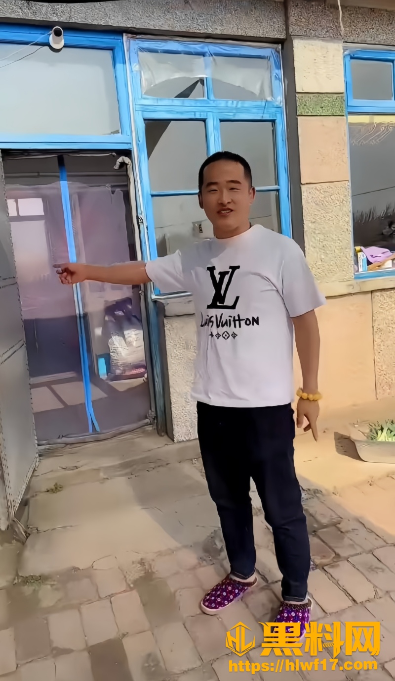小钢炮胡春刚婚内出轨 3
