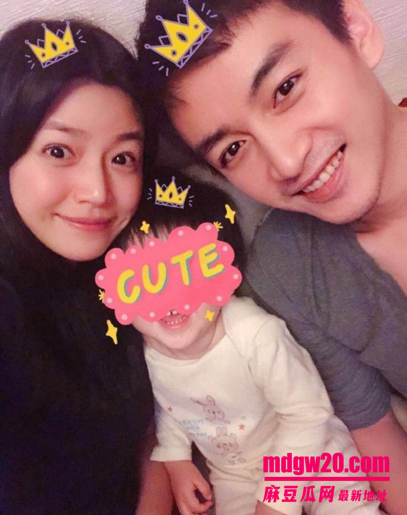 娱乐综艺我家那闺女爆瓜 陈妍希首谈离婚 四亿集邮倪安东被网友翻完十年旧账
