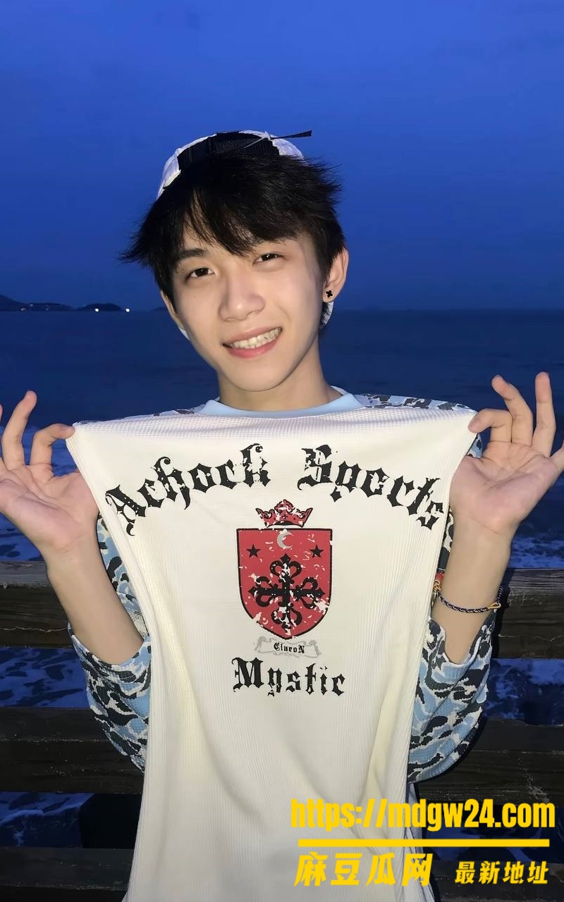 抖音46.6万粉 我是小学生36