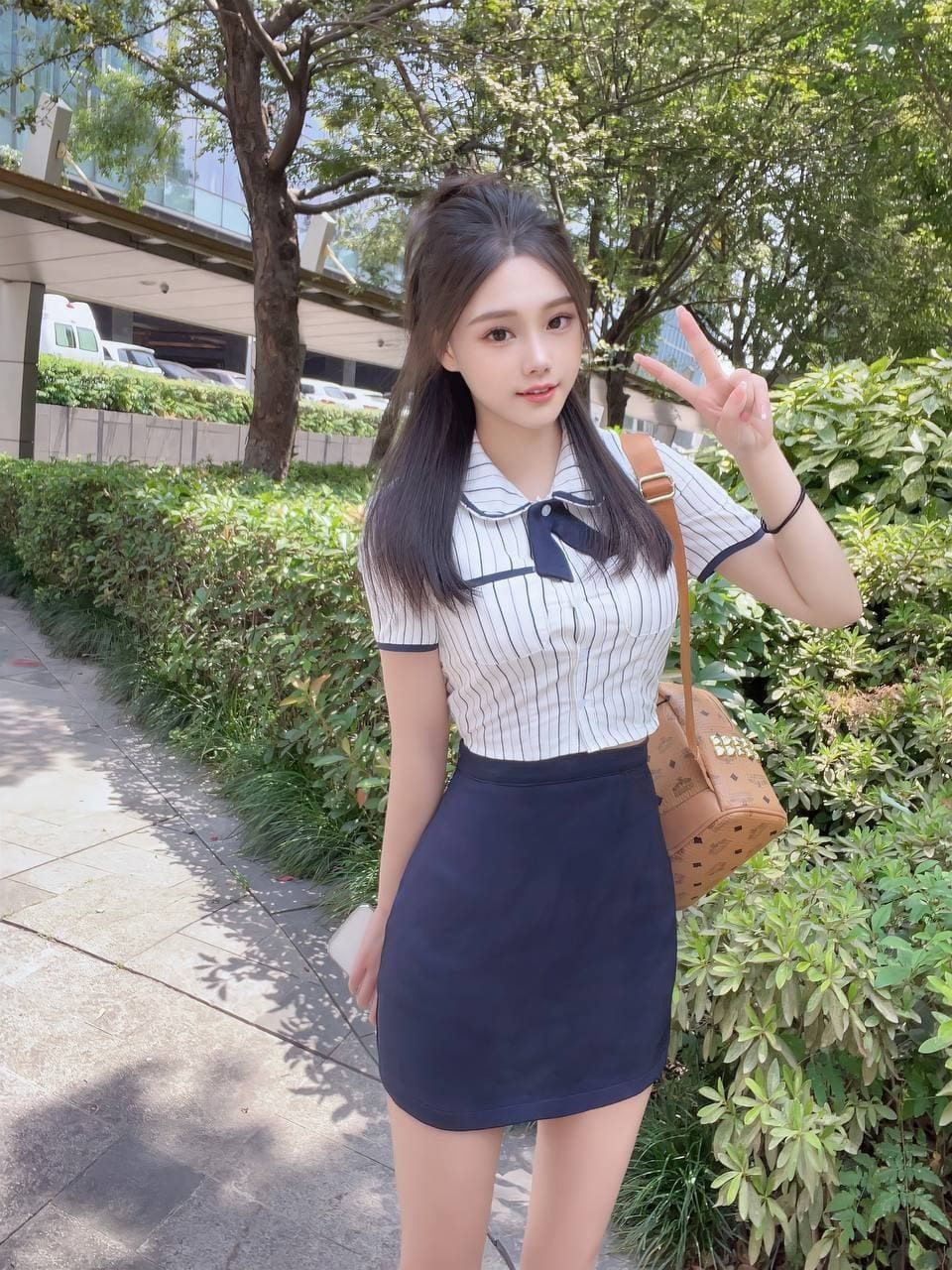 肤白貌美少妇大长腿乖巧听话水多有公寓